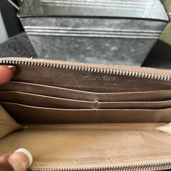 Bottega Veneta Continental Wallet - Metallic Bronze - Picture 5 of 9